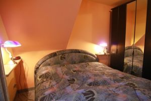 Bett mit 2 getrennten Matratzen - Bild 5: Sylt - Westerland Ferienwohnung mit Internet / Wlan im 1. OG. Whg.4