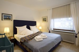 Schlafzimmer - Bild 2: Appartement 3 Haus Isabel an der Nordsee Büsum