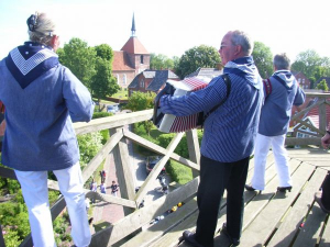 Rysums Mühlenmusikanten geben ein Ständchen - Bild 17: Ferienwohnung Mühlenblick in Rysum bei Greetsiel
