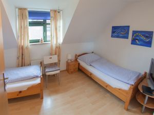 Einzelbett rechte Seite - Bild 9: Ferienhaus Marisol in Dangast, strandnah, 80 qm 6 Personen, Urlaub mit Hund