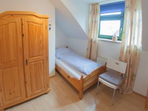 Einzelbett linke Seite - Bild 10: Ferienhaus Marisol in Dangast, strandnah, 80 qm 6 Personen, Urlaub mit Hund
