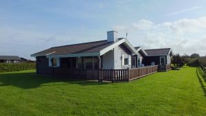 Bild 2: Neu renoviertes Ferienhaus in Løkken aus Holz, nur 100m vom Strand