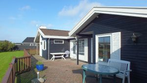 Bild 4: Neu renoviertes Ferienhaus in Løkken aus Holz, nur 100m vom Strand