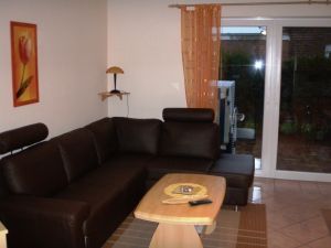 Wohnzimmer, unten Deichmuschel I - Bild 5: Ferienwohnung EG-Deichmuschel I, Norddeich strandnahe Fewo mit Hund