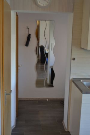 Eingangsbereich mit Garderobe - Bild 21: Ferienwohnung Bahnkolk I in Norddeich