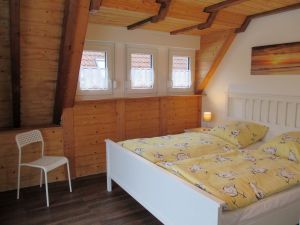 Bild 8: Hooksiel: Fewo MUSCHEL. Zentral, strandnah, Terrasse+Balkon, max. 2 Hunde!