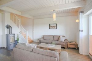 Bild 2: Ferienhaus "Lachmöwe", Urlaub mit Hund, Kamin, Sauna, Zaun, - 6 P., Nordsee