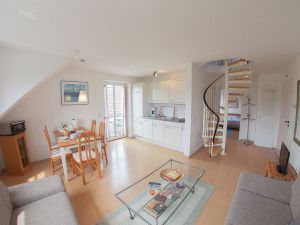 Bild 2: Ferienwohnung Nina 1 - Strandnahe, nur 5 Minuten zum alten Kurhaus