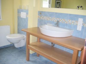 Bild 11: Ferienhaus Friesenblau EG - ideal für größere Gruppen, Familien & Rollstuhl