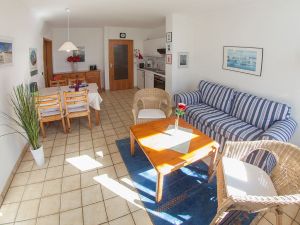 Bild 1: Behagliche Ferienwohnung Leuchtturm Arngast - 65qm für bis zu 4 Personen