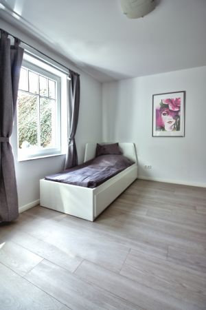 Bild 11: Großzügige FeWo mit Terrasse, Kamin, Sauna, WLAN, Kinderspielplatz