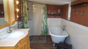Bad mit ebenerdiger Dusche und Badewanne - Bild 8: Fischerkate am Strand von St. Peter-Ording