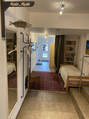 Diele mit Einzelbett - Bild 8: Herrmanns Ferienwohnung in Geestland - Langen
