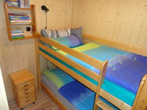 Schlafzimmer - Bild 7: Nordseebad Otterndorf * Ferienhaus Gust * WLAN * max 4 Personen