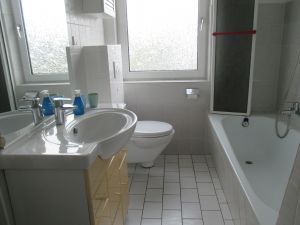 Bild 11: Carolinensiel: Fewo RUHEPOL direkt am Deich, Balkon, max. 5 Gäste + Hunde