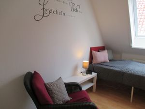 Bild 9: Carolinensiel: Fewo RUHEPOL direkt am Deich, Balkon, max. 5 Gäste + Hunde