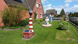 Der Vorgarten vom Haus - Bild 12: Ferienwohnung in der Nähe der ostfriesichen Nordseeküste