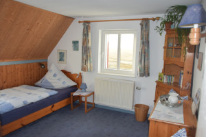 Bild: Ferienwohnung mit Weitblick auf Hallig Hooge